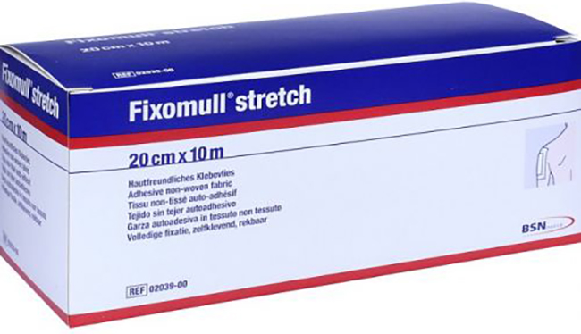 FASCIA AUTOADESIVA IPOALLERGENICA FISSAGGIO SU AMPIA SUPERFICIE FIXOMULL. SUPPORTO IN GARZA DI VISCOSA COLORE BIANCO MASSA IN POLICARBONATO SENZA RESINE E GOMME NATURALI. 20X1000CM - Farmacia Artemisia di Montecuollo Dott. Angelo snc