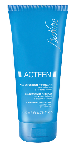 AKNET GEL DETERGENTE PURIFICANTE 200 ML - Farmacia Artemisia di Montecuollo Dott. Angelo snc