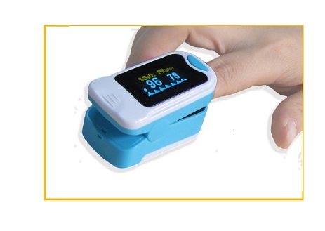 CURA OXY PULSOMETRO DA DITO - Farmacia Artemisia di Montecuollo Dott. Angelo snc