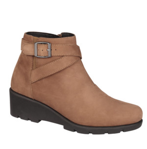PEYTON NUBUCK WOMENS TAN 41 MATERIALE TOMAIA NUBUCK FODERA TOMAIA MICROFIBRA+TESSUTO SOTTOPIEDE MICROFIBRA SUOLA TPR FITTING F AW18 1 PAIO - Farmacia Artemisia di Montecuollo Dott. Angelo snc